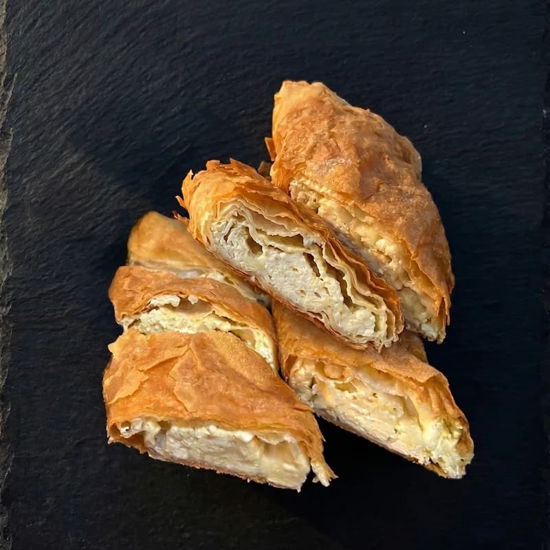 Plăcintă cu brânză